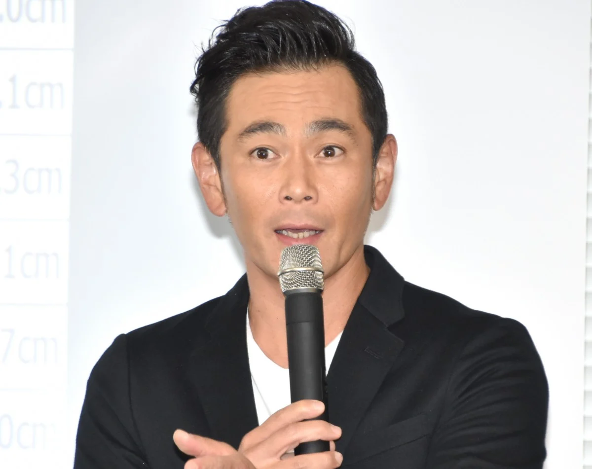 遠藤章造