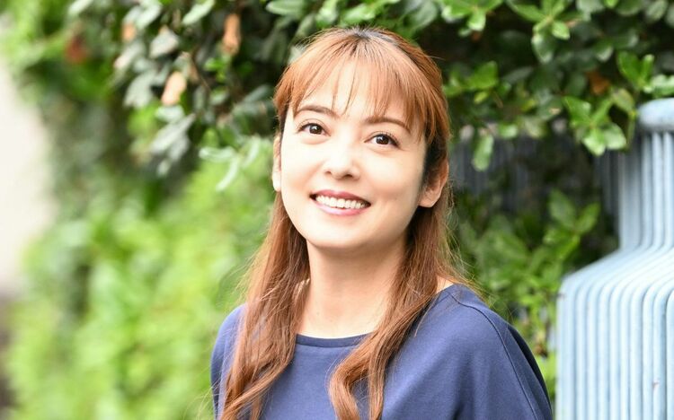 中山エミリ