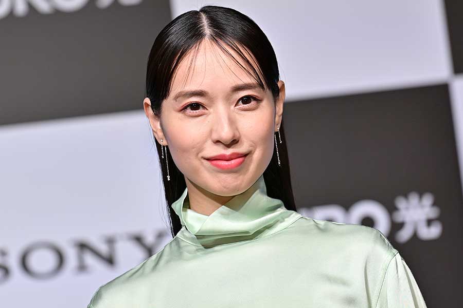 戸田恵梨香